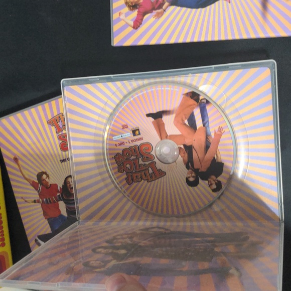 That 70's Show the complete first season. - Picture 5 of 7